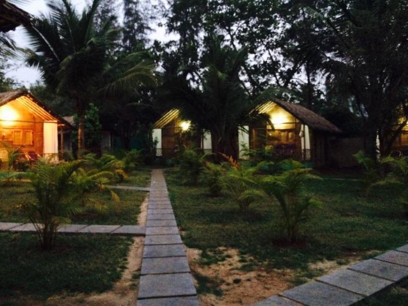 Tutti Garden Bungalows Hotell Mormugao Exteriör bild